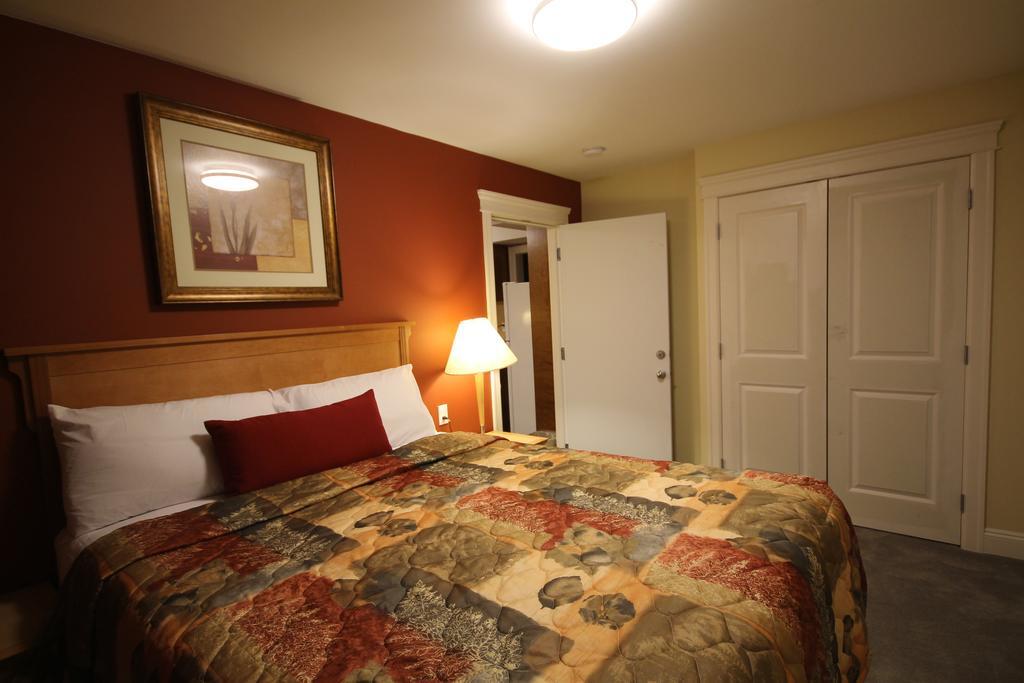 Sahara Suites Osoyoos Kamer foto